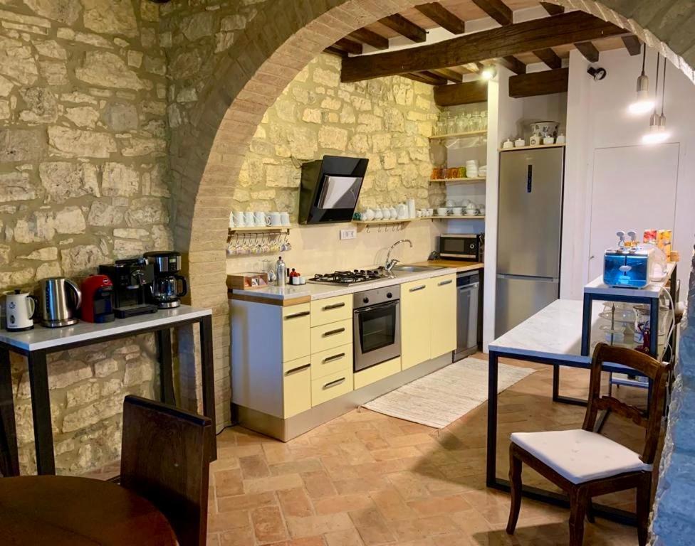 Le Antiche Mura Semproniano Εξωτερικό φωτογραφία